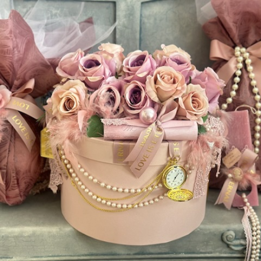 Εικόνα για Shabby Pink Roses bouquet with Pearls !