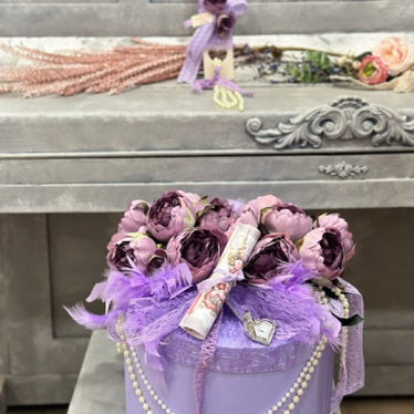 Εικόνα 4 για Shabby Lilac Peony bouquet with Pearls!